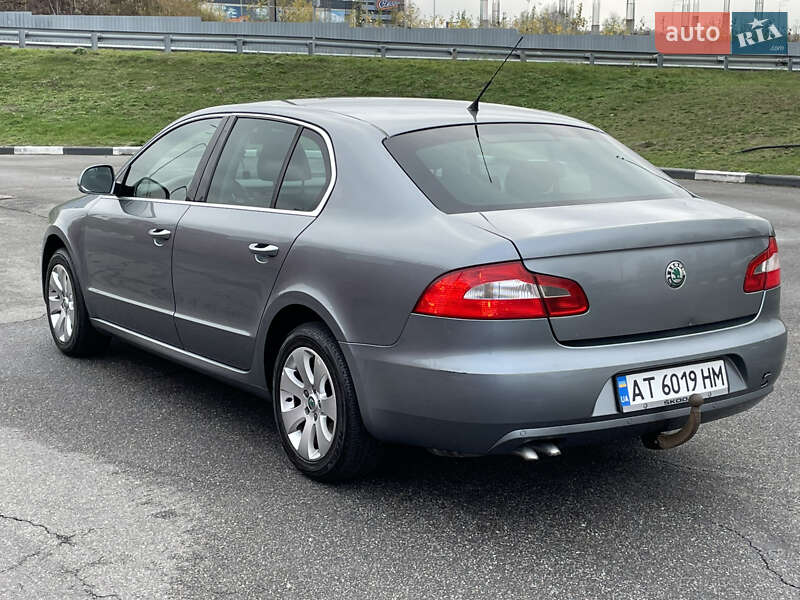 Лифтбек Skoda Superb 2009 в Киеве