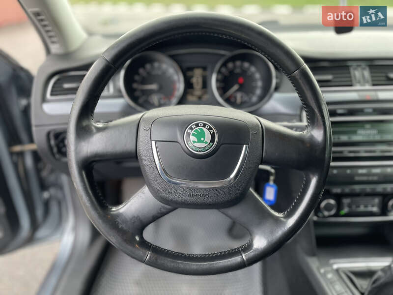 Лифтбек Skoda Superb 2009 в Киеве