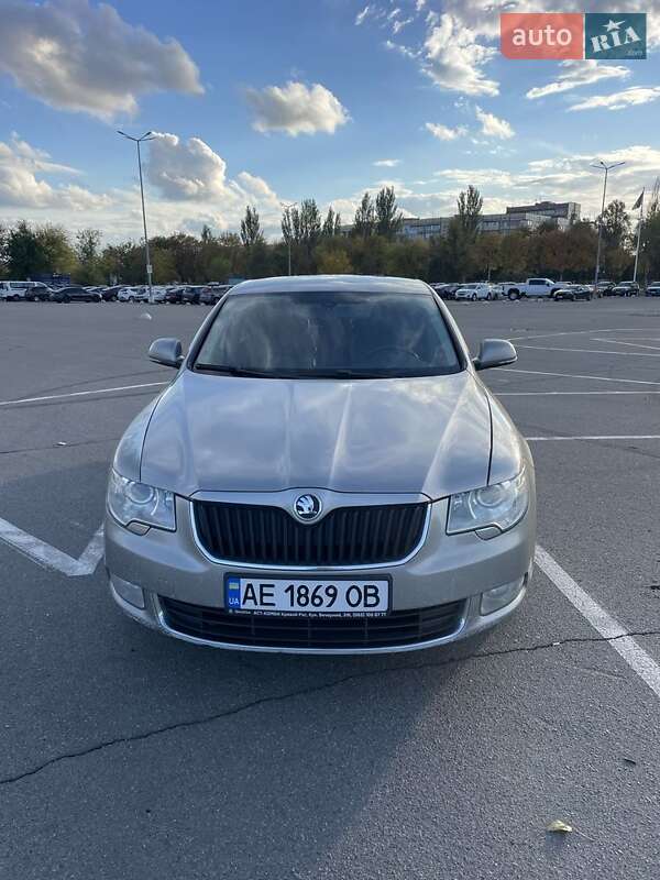 Skoda Superb 2012