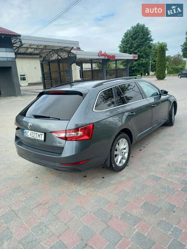 Універсал Skoda Superb 2015 в Львові фото 4 Універсал Skoda Superb 2015 в Львові