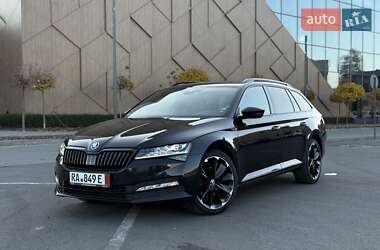 Універсал Skoda Superb 2020 в Мукачевому