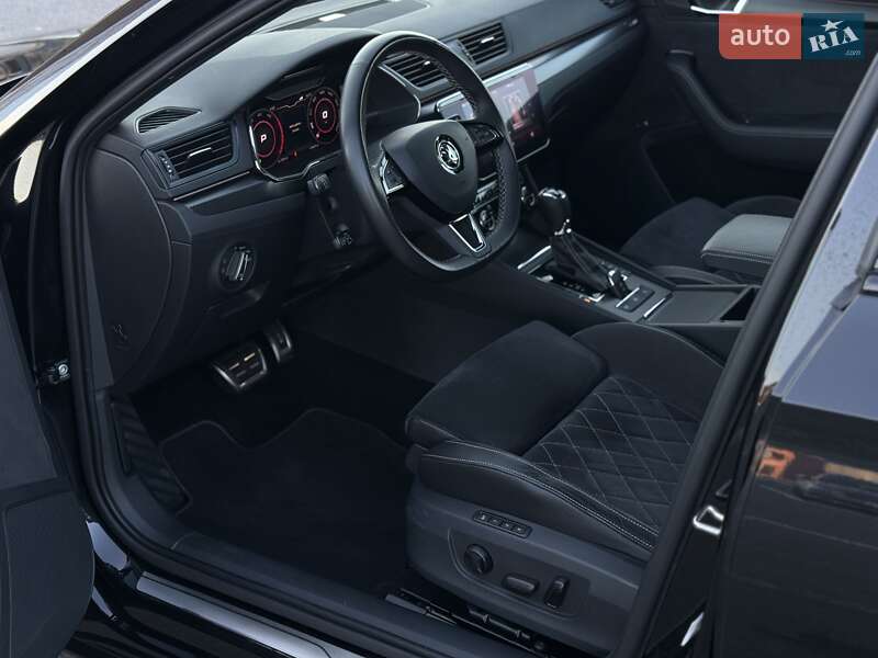 Універсал Skoda Superb 2020 в Мукачевому