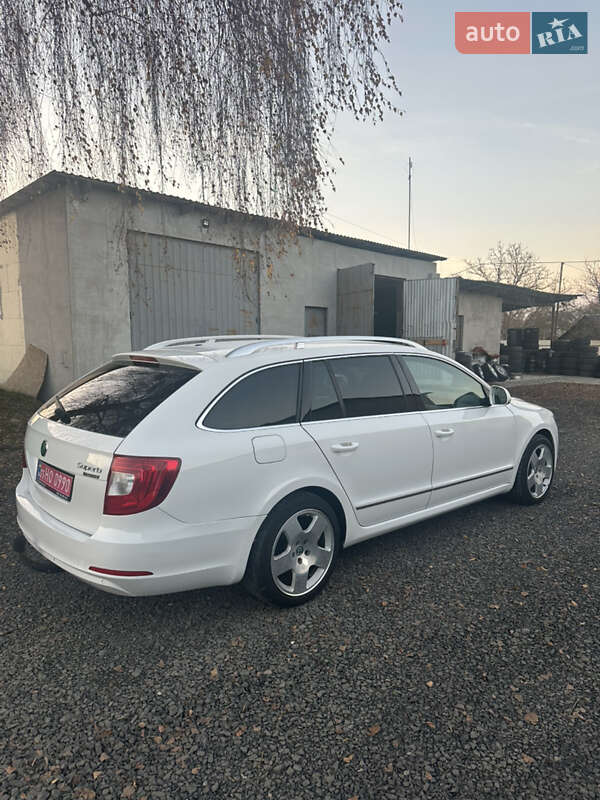 Універсал Skoda Superb 2012 в Ковелі