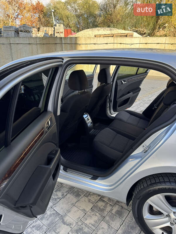 Ліфтбек Skoda Superb 2014 в Ужгороді фото 32 Ліфтбек Skoda Superb 2014 в Ужгороді