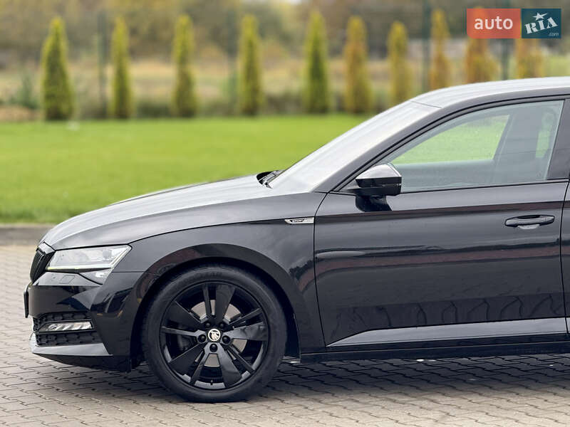 Лифтбек Skoda Superb 2021 в Луцке