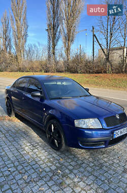 Ліфтбек Skoda Superb 2003 в Львові