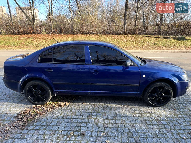 Ліфтбек Skoda Superb 2003 в Львові фото 7 Ліфтбек Skoda Superb 2003 в Львові