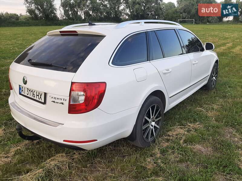 Универсал Skoda Superb 2012 в Киеве