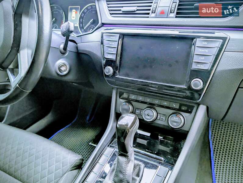 Універсал Skoda Superb 2017 в Львові фото 10 Універсал Skoda Superb 2017 в Львові