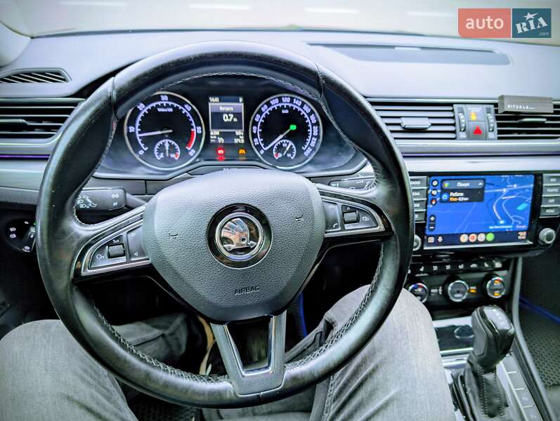 Універсал Skoda Superb 2017 в Львові фото 8 Універсал Skoda Superb 2017 в Львові