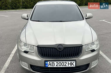 Ліфтбек Skoda Superb 2011 в Хмільнику