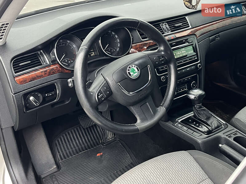 Ліфтбек Skoda Superb 2011 в Хмільнику фото 8 Ліфтбек Skoda Superb 2011 в Хмільнику