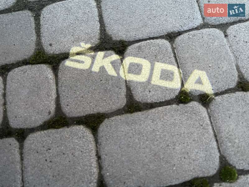 Универсал Skoda Superb 2020 в Львове