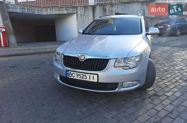 Универсал Skoda Superb 2010 в Львове