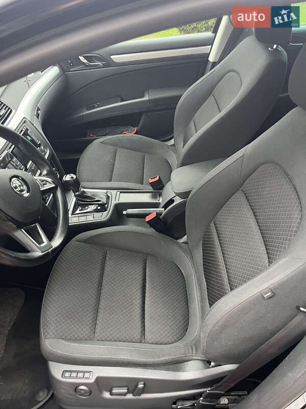 Універсал Skoda Superb 2014 в Стрию