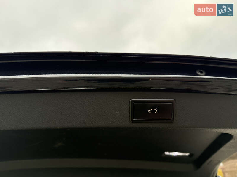 Універсал Skoda Superb 2021 в Сваляві