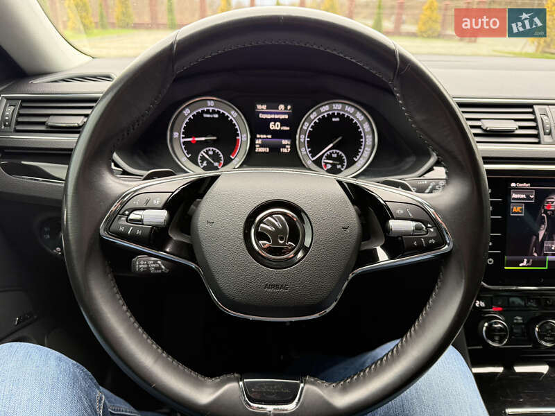 Універсал Skoda Superb 2021 в Сваляві