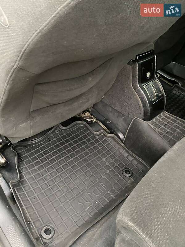 Ліфтбек Skoda Superb 2003 в Турці