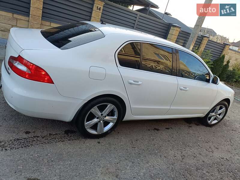 Лифтбек Skoda Superb 2010 в Одессе фото 4 Лифтбек Skoda Superb 2010 в Одессе