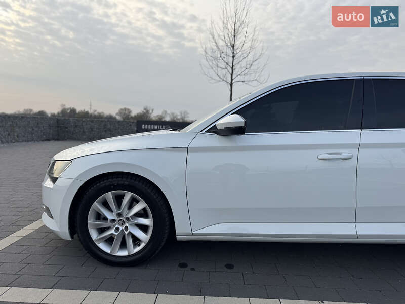 Ліфтбек Skoda Superb 2019 в Мукачевому фото 15 Ліфтбек Skoda Superb 2019 в Мукачевому