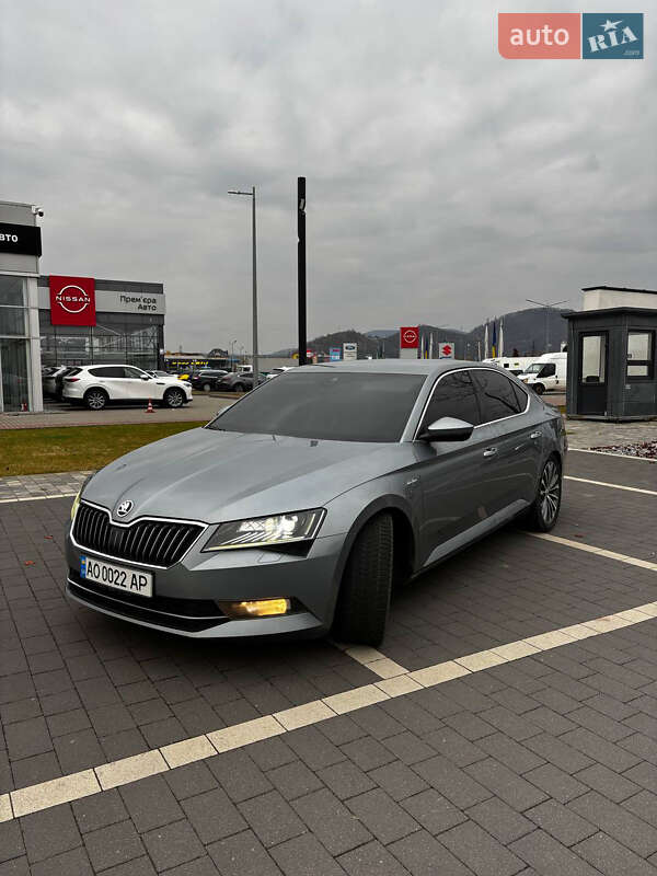 Лифтбек Skoda Superb 2017 в Мукачево фото Лифтбек Skoda Superb 2017 в Мукачево