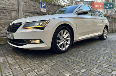 Універсал Skoda Superb 2016 в Івано-Франківську
