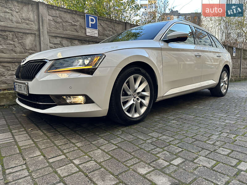Універсал Skoda Superb 2016 в Івано-Франківську
