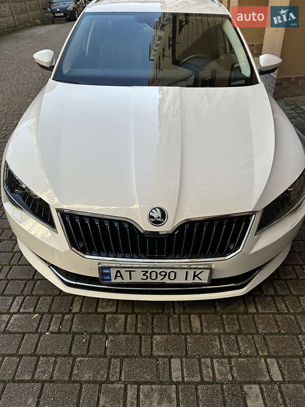 Універсал Skoda Superb 2016 в Івано-Франківську