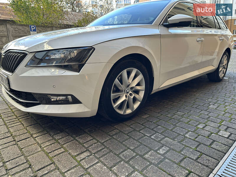 Універсал Skoda Superb 2016 в Івано-Франківську