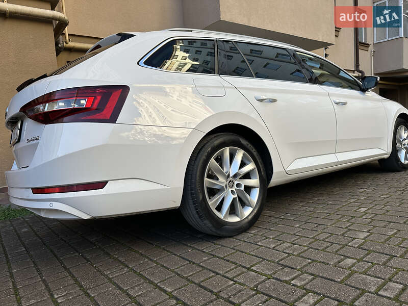 Універсал Skoda Superb 2016 в Івано-Франківську