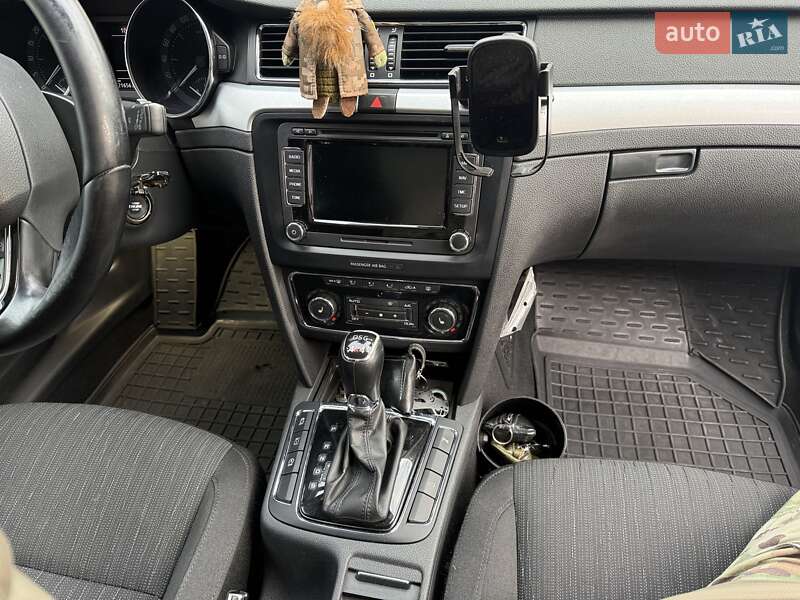 Універсал Skoda Superb 2014 в Києві