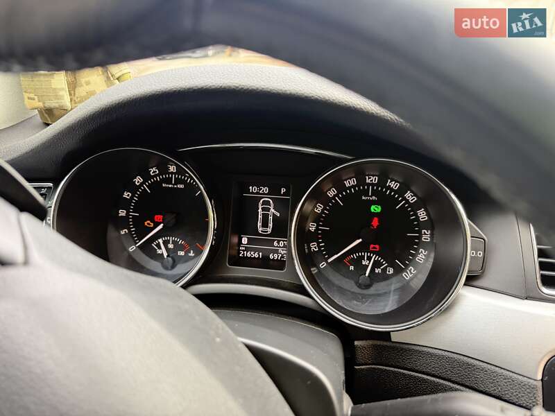 Універсал Skoda Superb 2014 в Києві