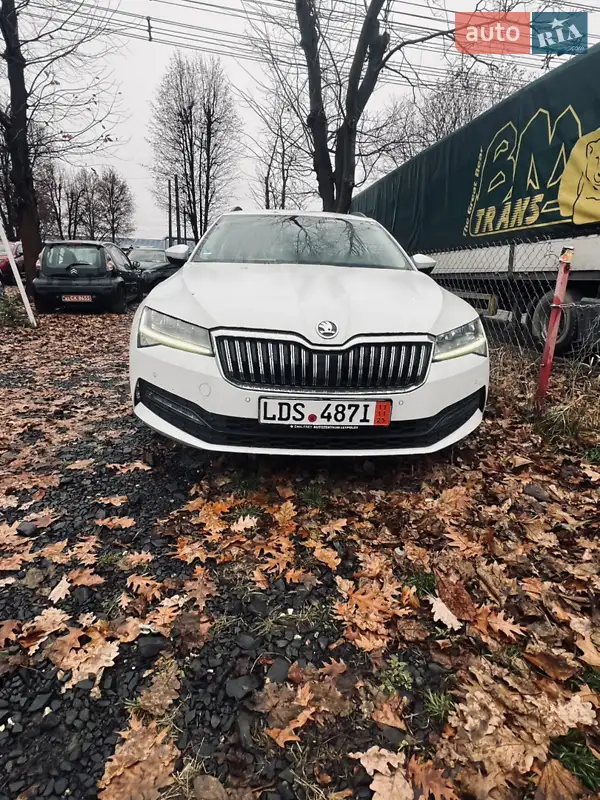 Skoda Superb 2021
