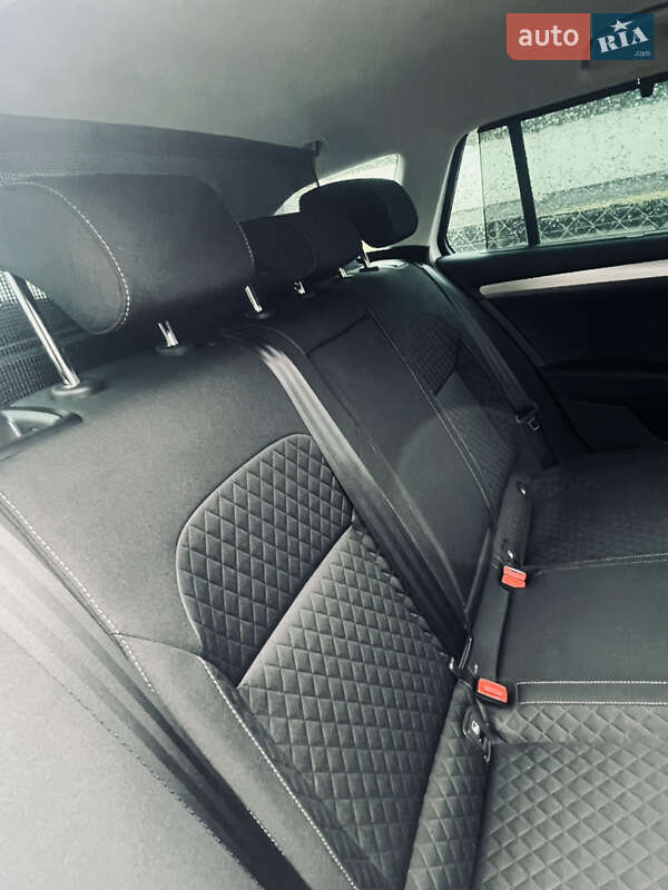 Универсал Skoda Superb 2021 в Луцке