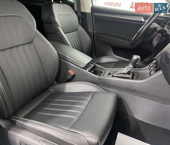 Універсал Skoda Superb 2022 в Львові