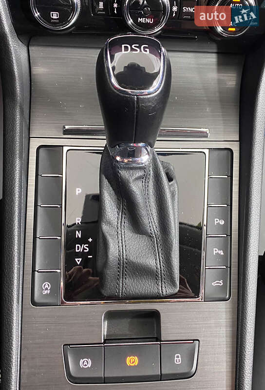 Універсал Skoda Superb 2022 в Львові