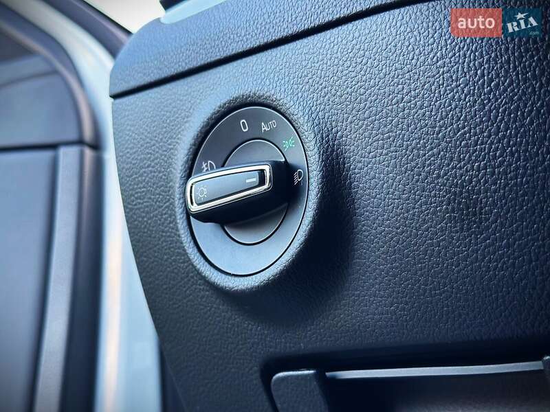 Ліфтбек Skoda Superb 2019 в Києві