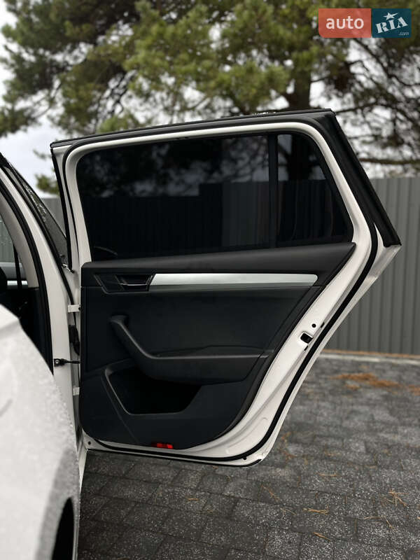 Универсал Skoda Superb 2016 в Ровно фото 16 Универсал Skoda Superb 2016 в Ровно