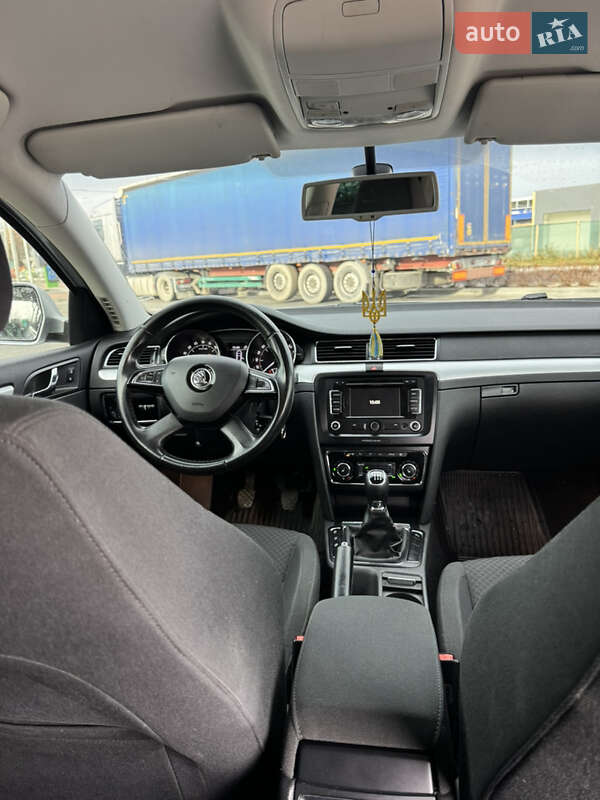 Универсал Skoda Superb 2014 в Львове фото 11 Универсал Skoda Superb 2014 в Львове
