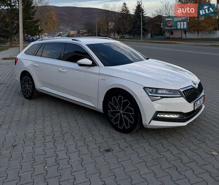 Універсал Skoda Superb 2020 в Виноградові