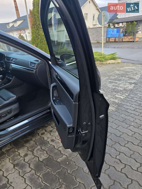 Лифтбек Skoda Superb 2016 в Мукачево