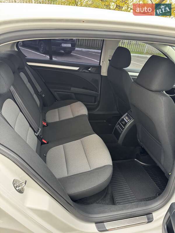 Лифтбек Skoda Superb 2012 в Одессе