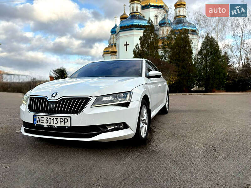 Ліфтбек Skoda Superb 2016 в Кривому Розі фото Ліфтбек Skoda Superb 2016 в Кривому Розі