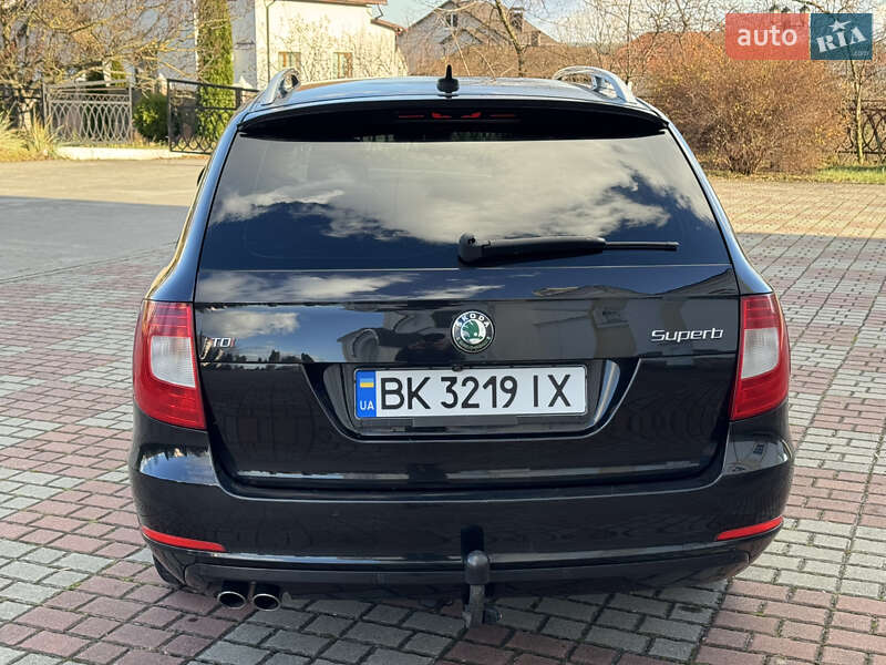 Универсал Skoda Superb 2012 в Вараше фото 6 Универсал Skoda Superb 2012 в Вараше