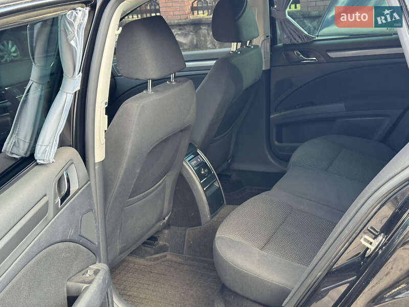 Универсал Skoda Superb 2012 в Вараше фото 26 Универсал Skoda Superb 2012 в Вараше