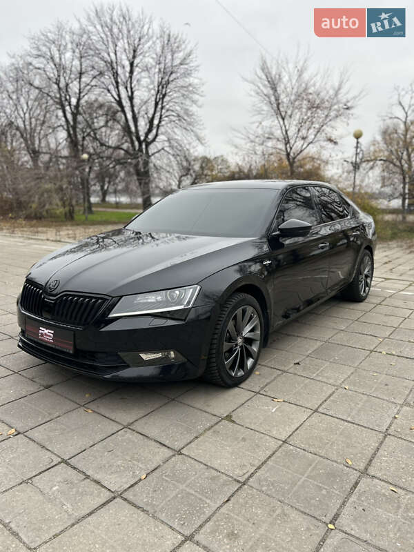 Ліфтбек Skoda Superb 2017 в Запоріжжі