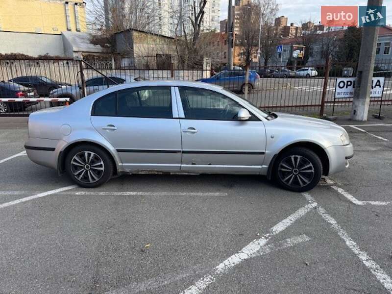 Ліфтбек Skoda Superb 2008 в Києві фото 5 Ліфтбек Skoda Superb 2008 в Києві