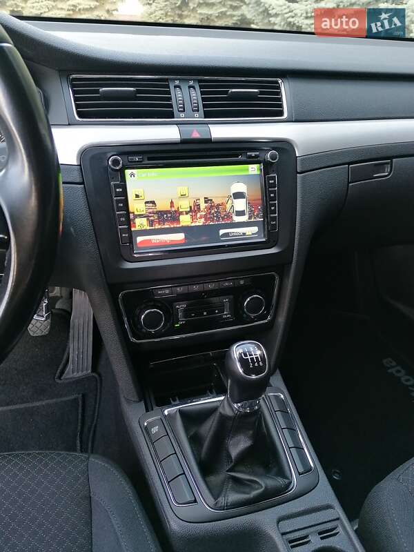 Лифтбек Skoda Superb 2013 в Харькове