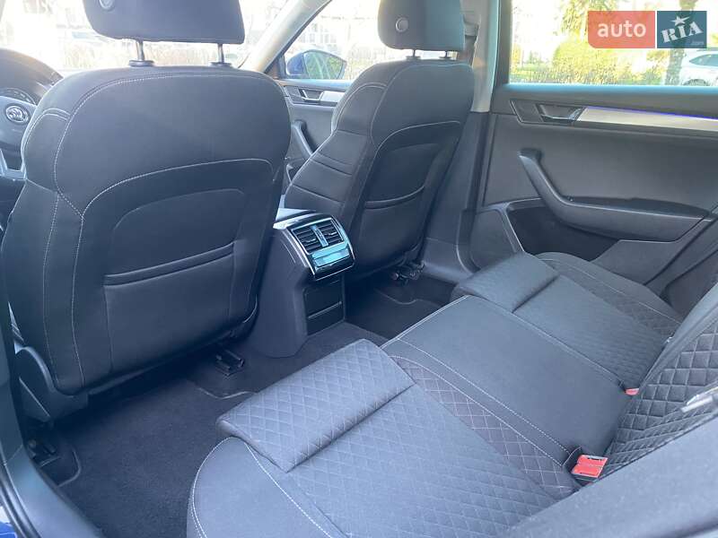 Ліфтбек Skoda Superb 2017 в Ужгороді