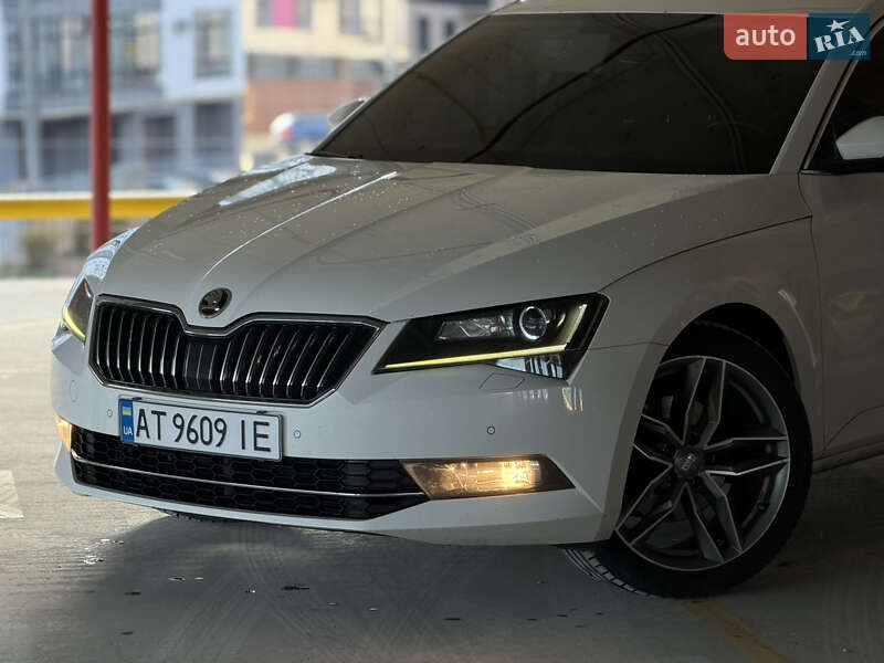 Універсал Skoda Superb 2018 в Івано-Франківську